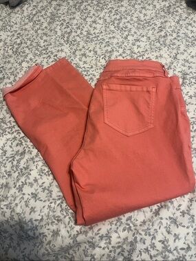 Ankle-Length Women’s Jeans in Coral